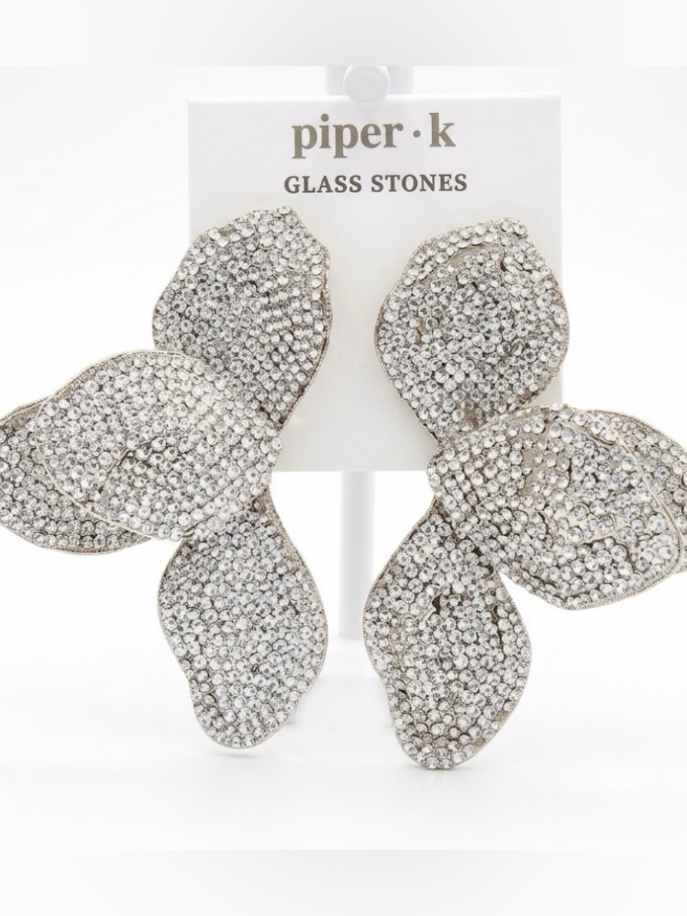 NWT ⚜️💎⚜️ Piper K Floral Crystal Drop Earrings